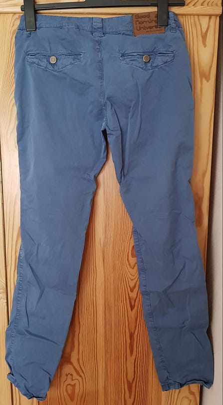 Jeans von good morning universe