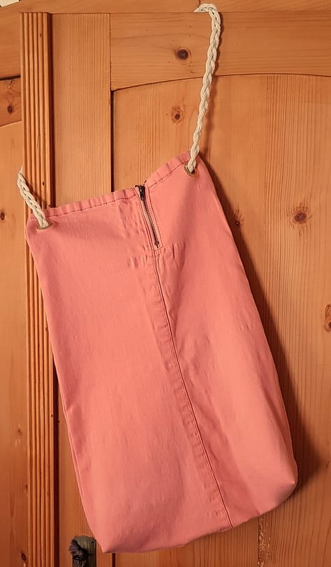 Jeanstasche mit Reißverschluss