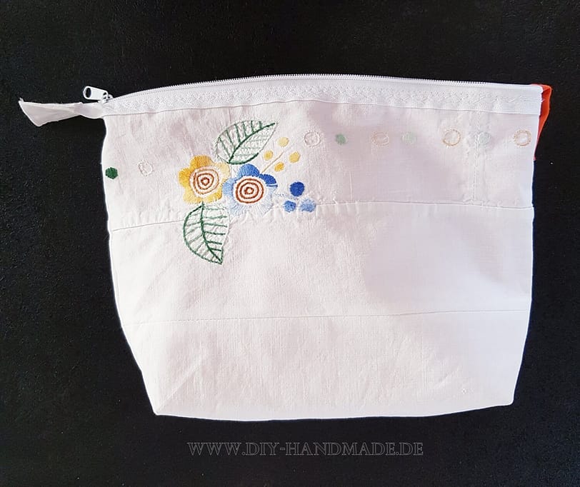 Kosmetiktasche handgestickt, Vintage