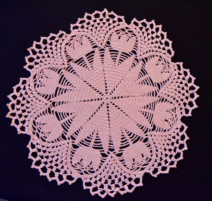 Häkeldeckchen vintage rosa