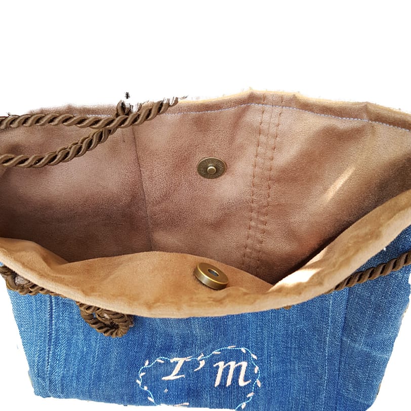 Jeanstasche mit Innenfutter, bestickt