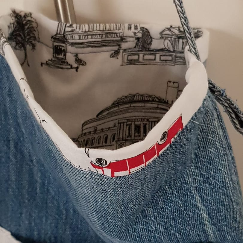 kleine Jeanstasche, Außentasche